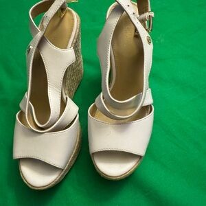 Chic Cream Wedge Sandals Mishael Kors